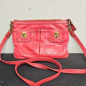 MARC BY MARC JACOBS PERCY TURNLOCK CROSSBODY BAG BFPM-02-081